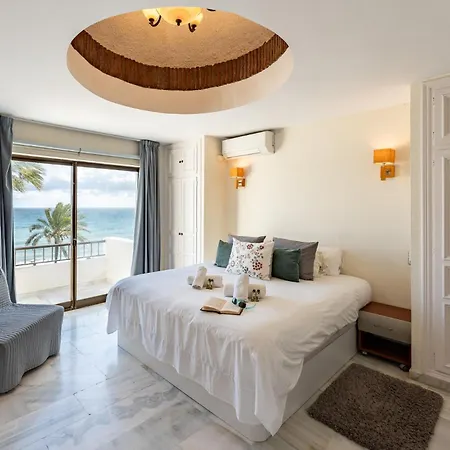 Apartment Ct 262 - Faro's Flamingo Views - Beachfront Apartment- Cala De Mijas *