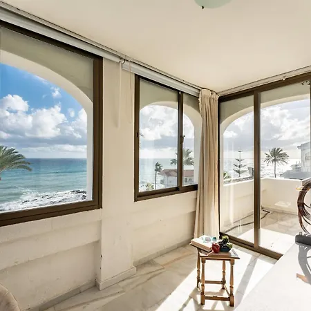 Ct 262 - Faro's Flamingo Views - Beachfront Apartment- Cala De Mijas *