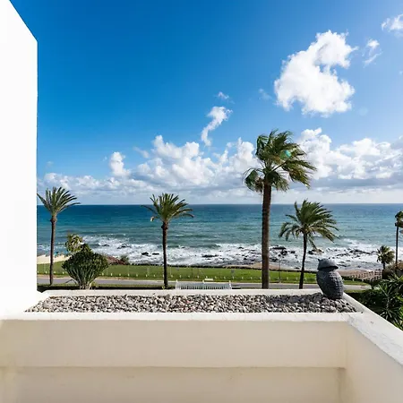 Ct 262 - Faro's Flamingo Views - Beachfront Apartment- Cala De Mijas * La Cala De Mijas